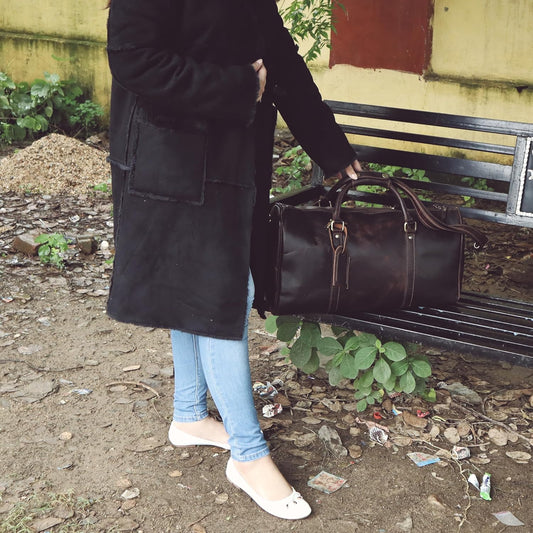 The Prastara Oversized Dark Brown Weekender Leather