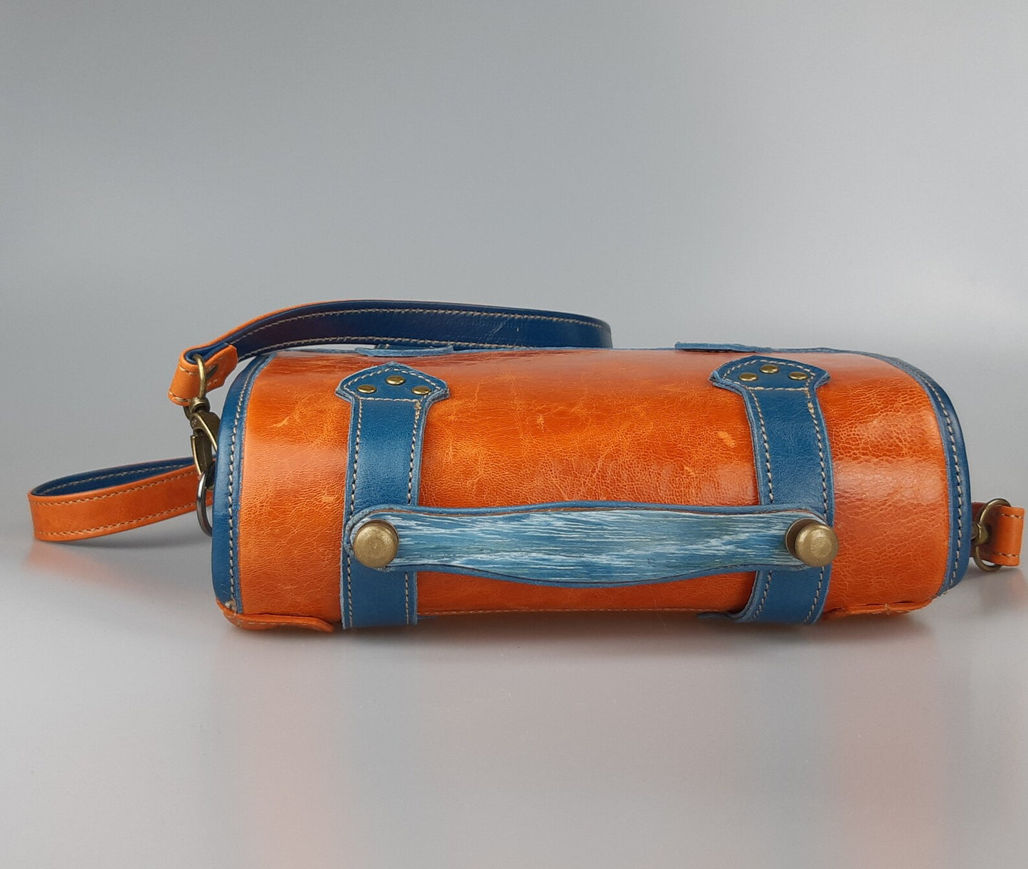 The Prastara 100% Natural Goat Leather Shoulder Bag