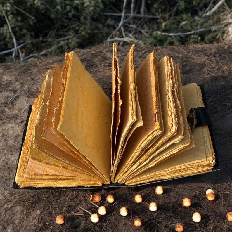 Handicraft Cat Printed Vintage Leather Journal for Men & Women 200 Pages of Antique Handmade Deckle Edge Vintage Paper, Leather Sketchbook, Drawing Journal, Printed Leather Journal, Great Gift