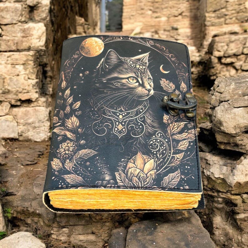 Handicraft Cat Printed Vintage Leather Journal for Men & Women 200 Pages of Antique Handmade Deckle Edge Vintage Paper, Leather Sketchbook, Drawing Journal, Printed Leather Journal, Great Gift