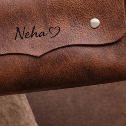 Personalized Leather Wrist Bag for Her – Custom Engraved Clutch Purse, Valentine’s Day Gift for Girlfriend, Wife, or Mom