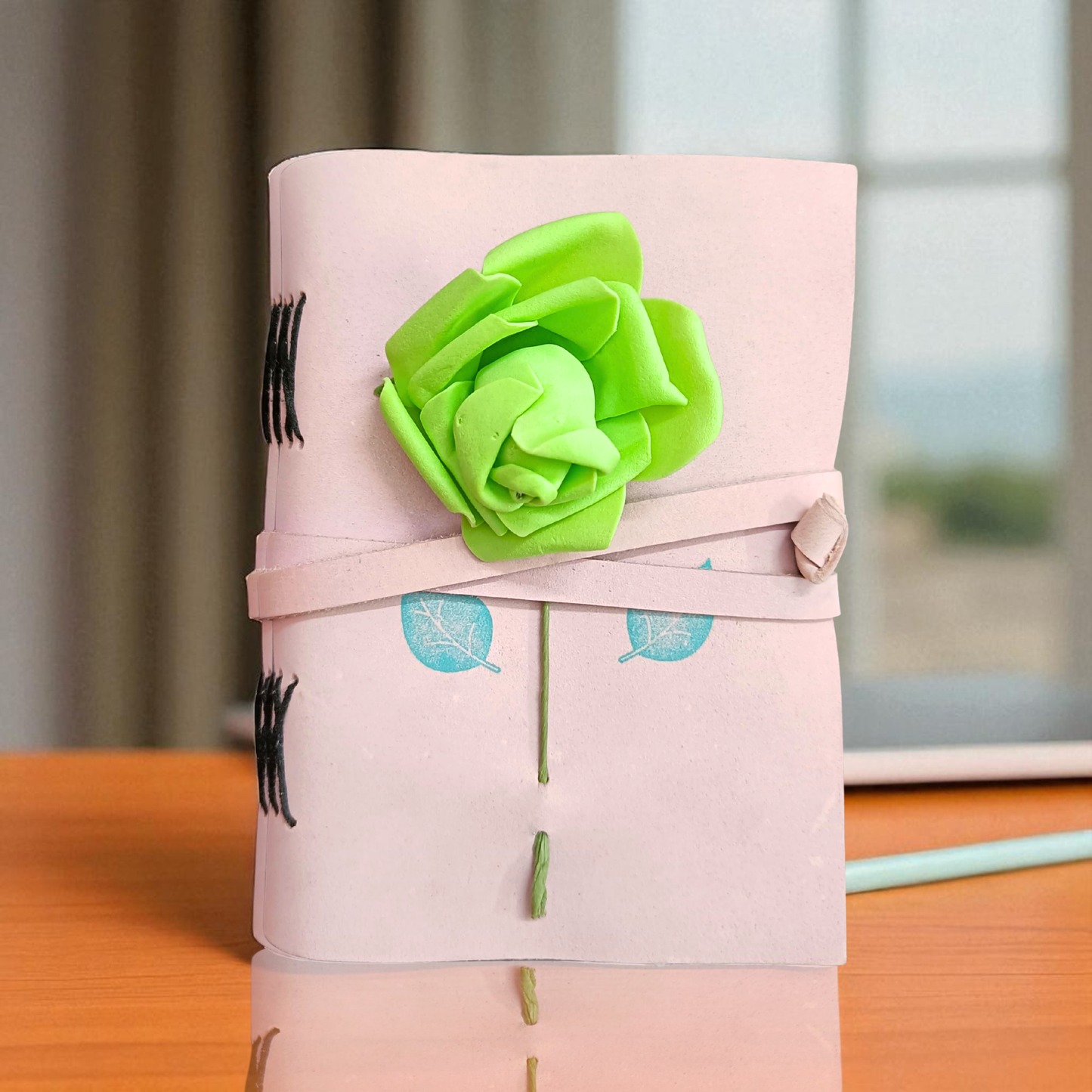 Prastara -Leather Bound Journal - Rustic Brown, 7"X5", 220 Pages - Vintage Blank Paper Diary for Writing, Drawing, Sketchbook, and Travel Notebook - Ideal for Women and Men