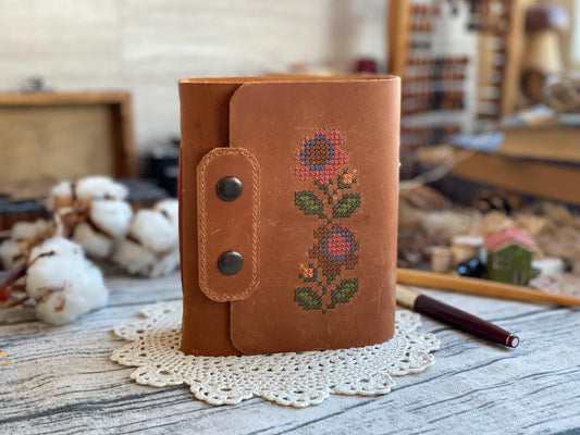 The Prastara Cognac Leather Journal